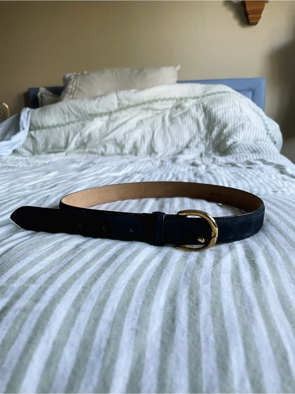 Brooks Brothers Navy Suede Gold Tone Horseshoe Buckle Leather Belt Size S Butter
